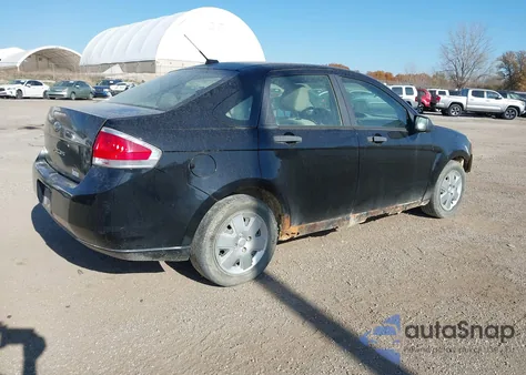 2011 Ford Focus S z USA, uszkodzony, nr VIN 1FAHP3EN2BW175876